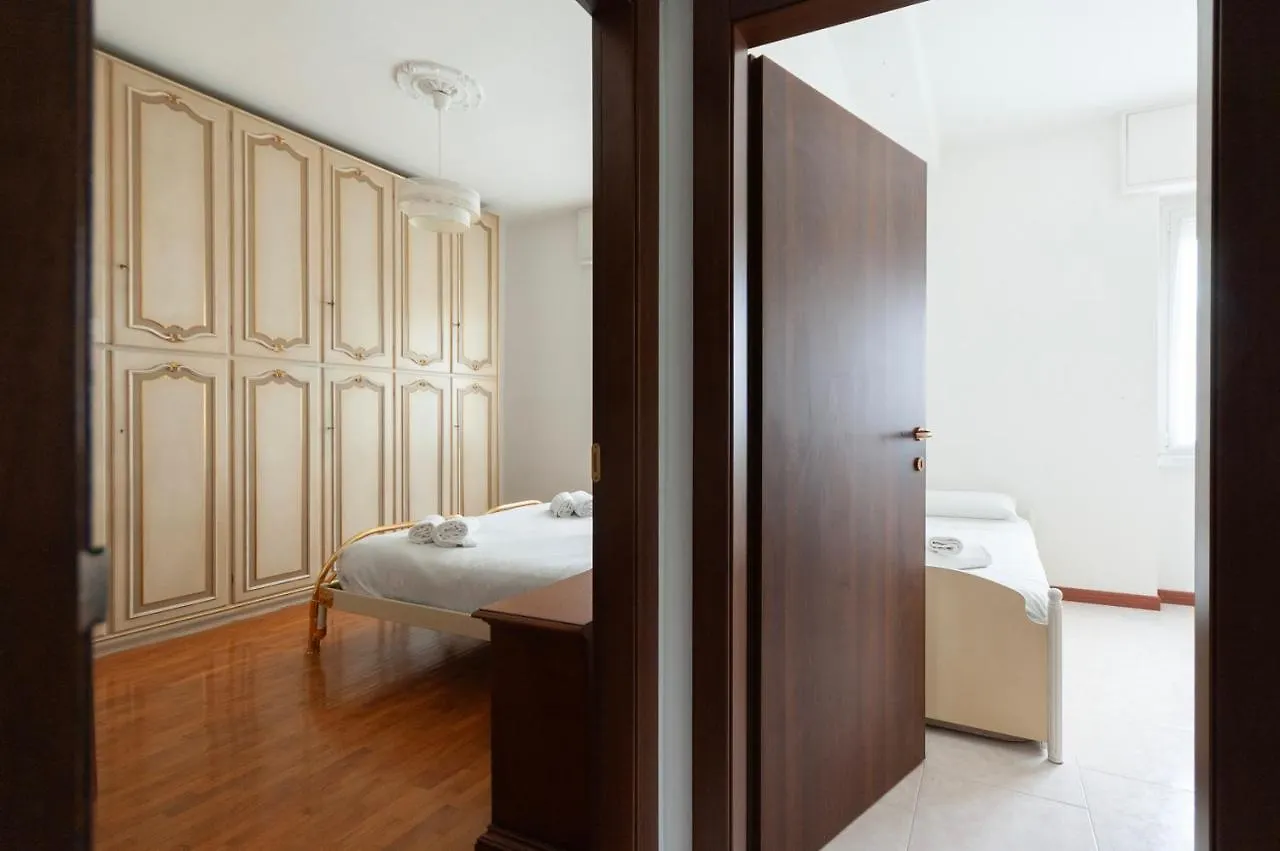 Casa Klimt - 10 Minuti Dal Duomo Apartment Milan